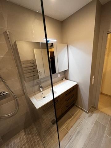 Rénovation complète d'une salle de bain à DEAUVILLE réaliser par nos équipes