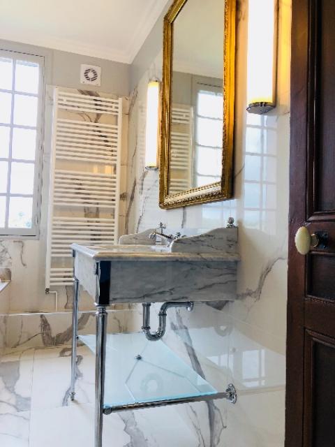 Rénovation et agencement d'une salle de douche et bain au vieux port 27680