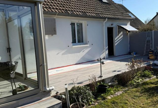 Rénovation mise en peinture d'un ravalement d'une maison sur la commune de TOUQUES