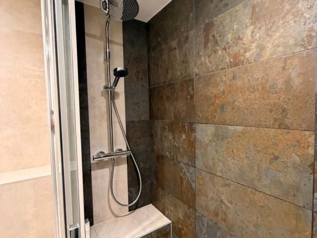 Rénovation d'une salle de bain complète sur la commune de Deauville 