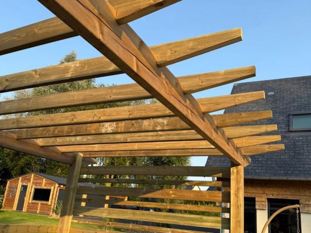 Rénovation d'une pergola sur la commune de Tourville en Auge 